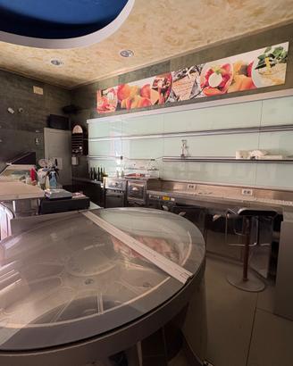 Locale commerciale - Bar/Gelateria
