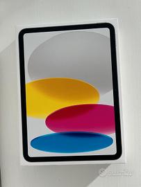 iPad 10th 10.9" Wi-Fi 64 GB Silver pari al nuovo