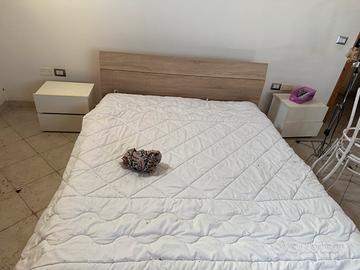 Camera da letto completa di armadio