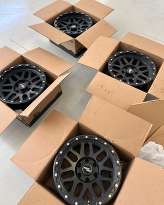 Cerchi rocktrix RT110 da 17 x ford f 150 raptor