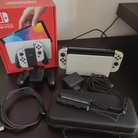 Switch OLED con custodia