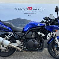 Yamaha FZS 600 Fazer -