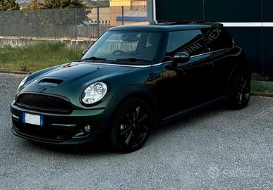 Mini Cooper S 1.6 benzina 184 cv