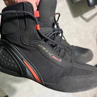 Scarpe Dainese moto e tempo libero