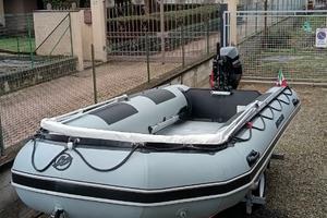 Quicksilver SportHd 470+Mercury 25 cv+ carrello