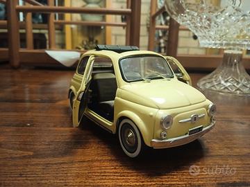 Modellino Fiat 500 1/18