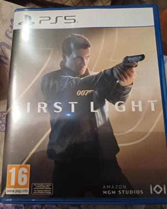 gioco ps5 FIRST LIGHT 007