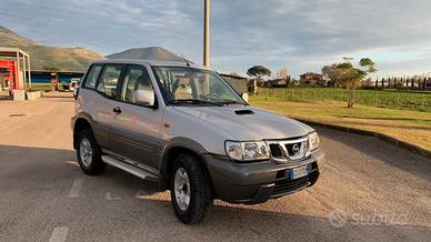 Nissan Terrano II Terrano 3.0 DiT mod. Elegance