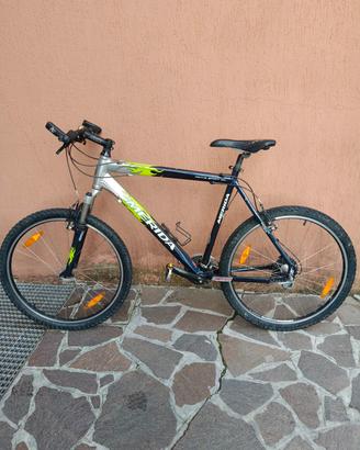 Bicicletta MTB Merida in alluminio 