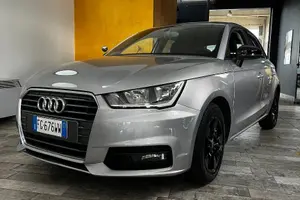 AUDI A1 1.0 TFSI ultra S tronic Design- unicopro