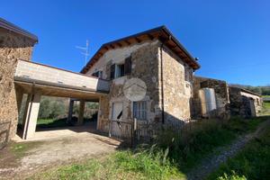 CASA INDIPENDENTE A ROCCADASPIDE