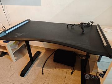 Scrivania Gaming (Cougar Mars)