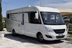 Hymer B 704 SL