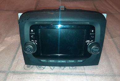 RADIO FIAT 500L USATA