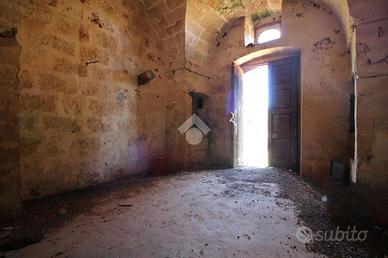 CASA DI CORTE A OSTUNI