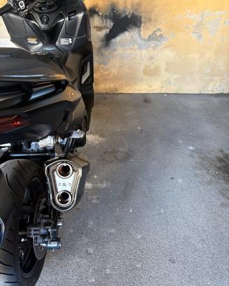 Scarico akrapovic Tmax 530/560