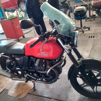 Moto Guzzi V7 Stone 744cc (34kw - 50cv)