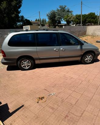 CHRYSLER GRAND VOYAGER 2.5 TD MONOVOLUME
