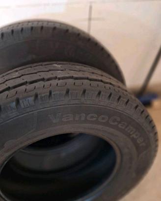Pneumatici Continental 225 75 16c