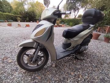 Axy Yuk 200