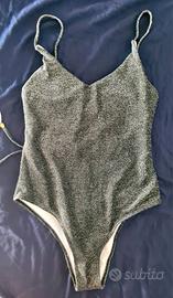 Costume intero argentato metallizzato taglia L