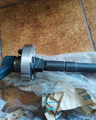 4x Iniettori BOSCH Common Rail 0445110880 