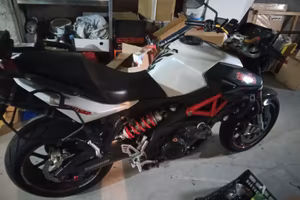 Aprilia shiver 750 abs