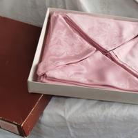 Tovaglia ovale in fiandra con 8 tovaglioli (NUOVA)