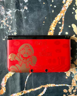 NINTENDO 3DSXL LIMITED EDITION SUPER MARIO +Giochi
