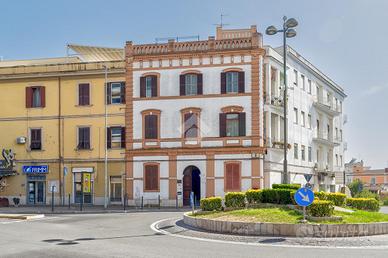 5 LOCALI A CIVITAVECCHIA