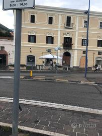 Locale commerciale per varie attività