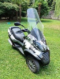 Piaggio MP3 250 cc immatricolato nel 2006, con 46.