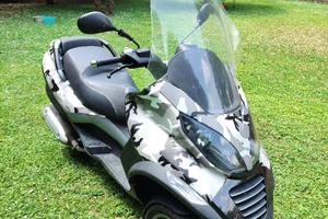 Piaggio MP3 250 cc immatricolato nel 2006, con 46.