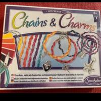 Gioco chains e charms
