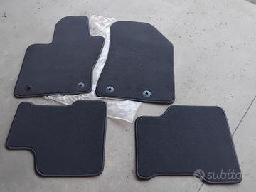 KIT COMPLETO TAPPETINI JEEP COMPASS (2° SERIE)