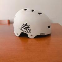 caschetto da skate 