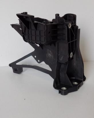 MERCEDES E W213 STAFFA CINTURA / SLITTA DESTRA - 4