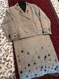 Completo giacca e gonna