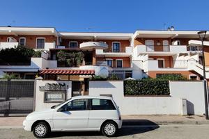 PORZIONE DI QUADRIFAMILIARE A MARGHERITA DI SAVOIA