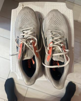 Brooks ghost 17 num 42