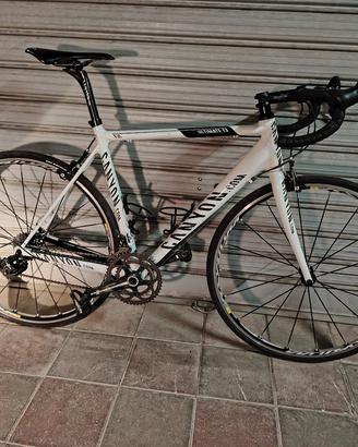 Canyon Ultimate CF F10 