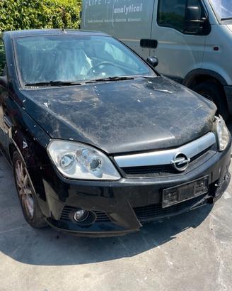 Ricambi usati per Opel Tigra 1.4 16v 2005 Z14XEP