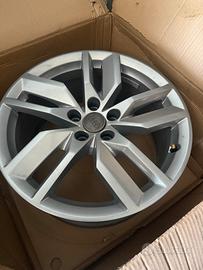 Cerchi originali Audi 18