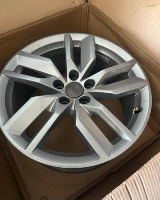 Cerchi originali Audi 18