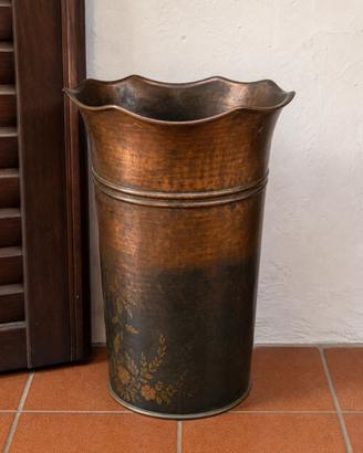 PORTAOMBRELLI VINTAGE IN RAME – 30 €