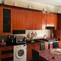 Cucina in legno mogano