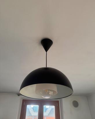 Suspension IKEA SKURUP noir mat