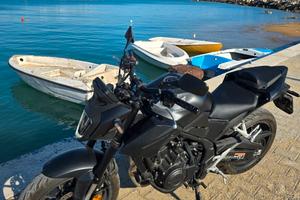 Honda Hornet 500