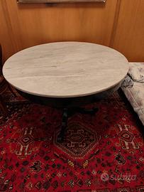 tavolo in legno e piano in marmo 