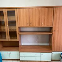 VETRINA E MOBILE DA SALOTTO